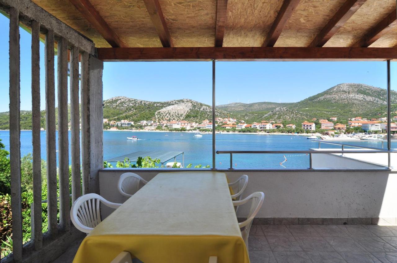 Apartment On The Beach, Zoranka Seget Vranjica Exteriér fotografie