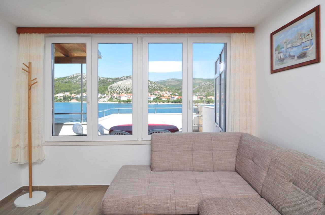 Apartment On The Beach, Zoranka Seget Vranjica Exteriér fotografie