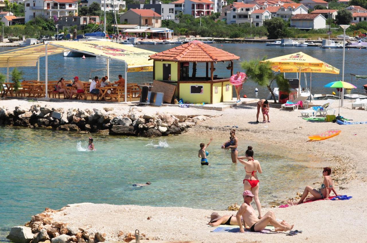 Apartment On The Beach, Zoranka Seget Vranjica Exteriér fotografie